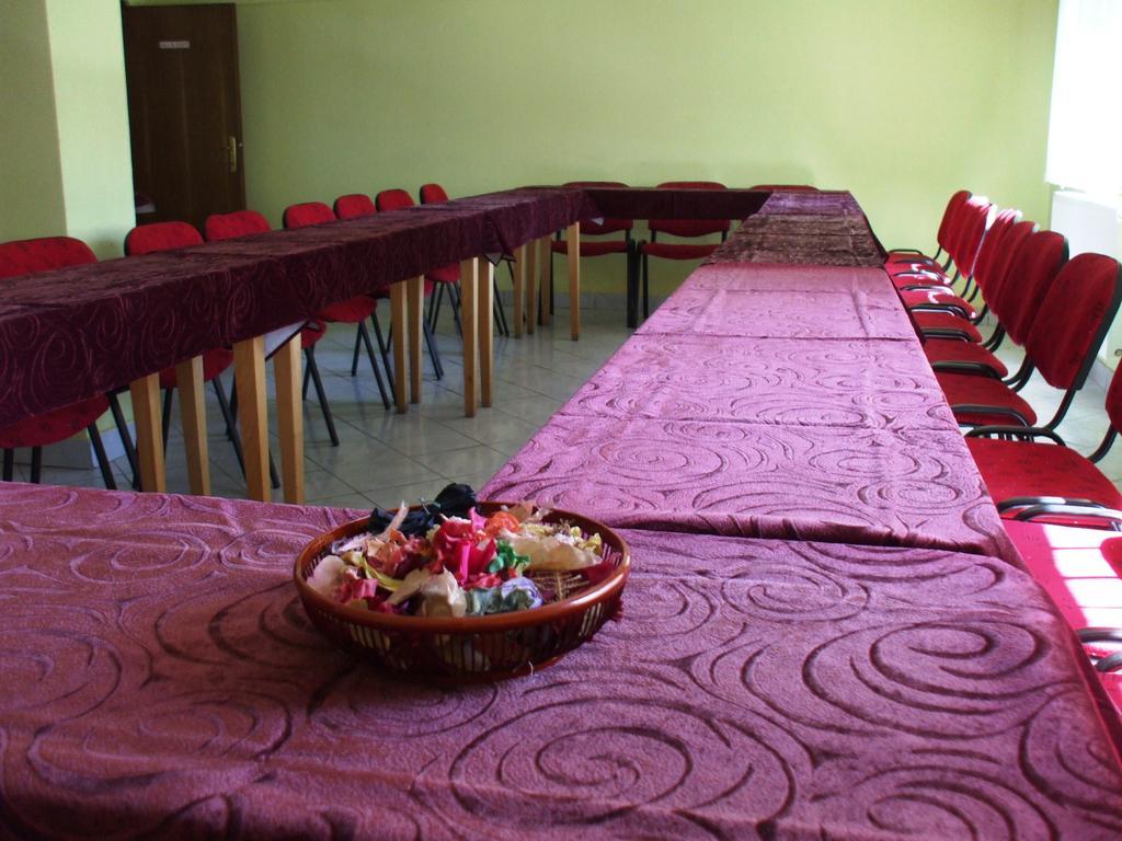 Hotel Mures Topliţa Buitenkant foto