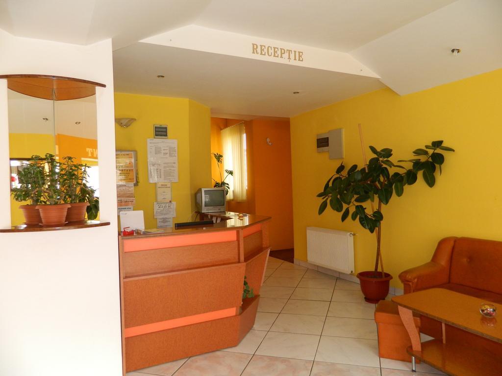 Hotel Mures Topliţa Buitenkant foto
