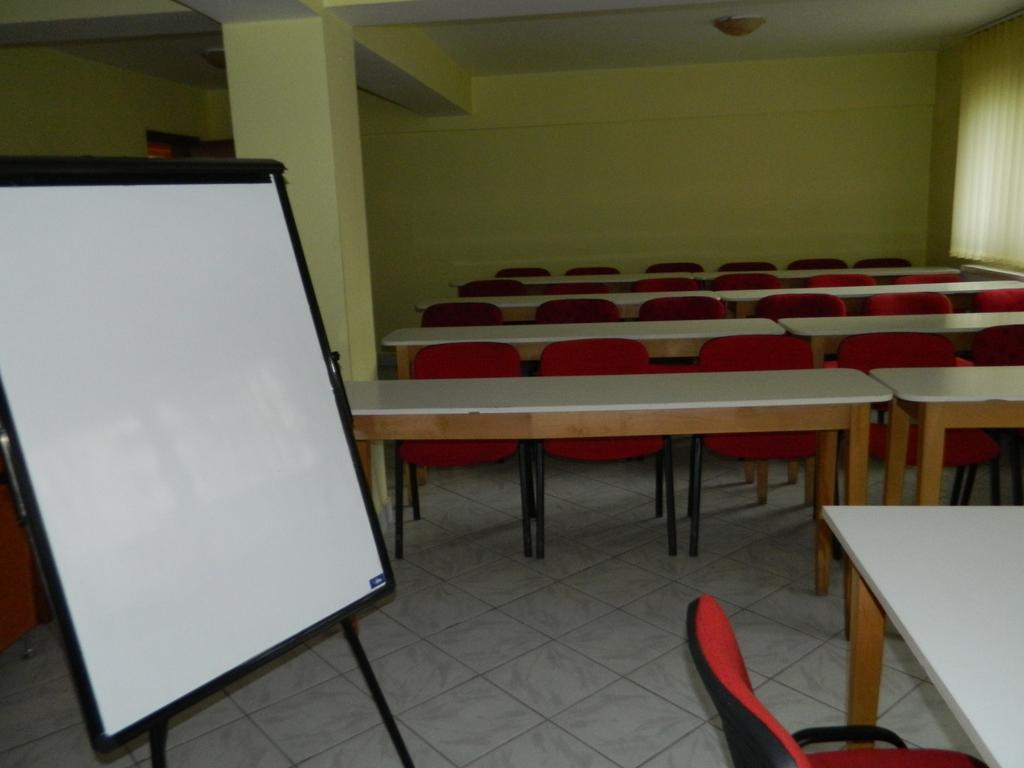 Hotel Mures Topliţa Buitenkant foto