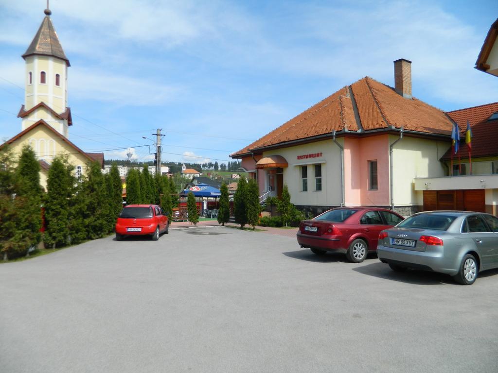 Hotel Mures Topliţa Buitenkant foto